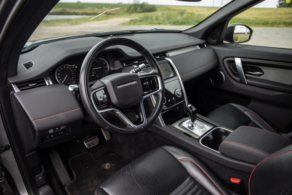 Land Rover Discovery Sport P300e Aut. AWD R-Dynamic CARPLAY / LEER / DEALER ONDERHOUDEN / CAMERA