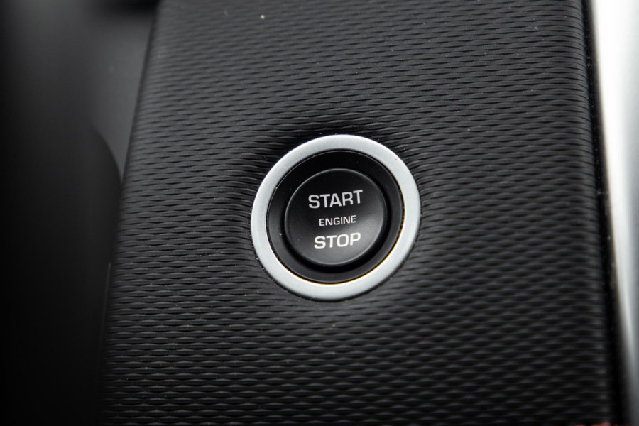 Land Rover Discovery Sport P300e Aut. AWD R-Dynamic CARPLAY / LEER / DEALER ONDERHOUDEN / CAMERA