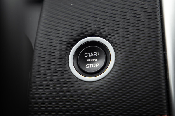 Land Rover Discovery Sport P300e Aut. AWD R-Dynamic CARPLAY / LEER / DEALER ONDERHOUDEN / CAMERA