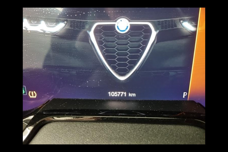 Alfa Romeo Tonale 1.3T PHEV Edizione Speciale | 280PK | Winterpakket | NL-Auto | Camera |