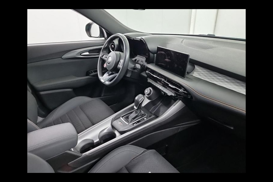 Alfa Romeo Tonale 1.3T PHEV Edizione Speciale | 280PK | Winterpakket | NL-Auto | Camera |