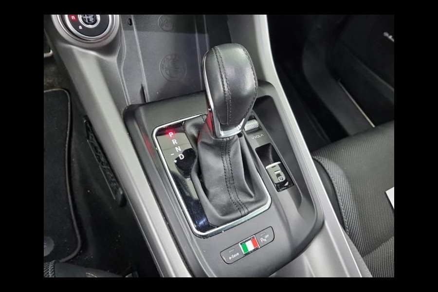 Alfa Romeo Tonale 1.3T PHEV Edizione Speciale | 280PK | Winterpakket | NL-Auto | Camera |