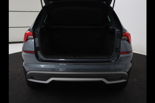 Škoda Kamiq 1.0 TSI Sport | Virtual Cockpit | Carplay | Navigatie | Sportstoelen | 17'' | Full LED | Climate control | Parkeerhulp | Cruise control | Bluetooth