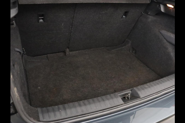 Škoda Kamiq 1.0 TSI Sport | Virtual Cockpit | Carplay | Navigatie | Sportstoelen | 17'' | Full LED | Climate control | Parkeerhulp | Cruise control | Bluetooth
