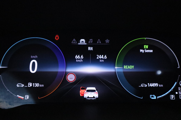 Renault Captur 1.6 E-Tech full hybrid 145 E-Tech engineered ACC PDC Navi Stoelverwarming 360 Camera NAP! * Hemelvaartsdag geopend van 12:00 tot 17:00u *