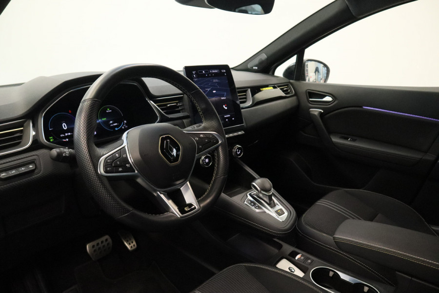 Renault Captur 1.6 E-Tech full hybrid 145 E-Tech engineered ACC PDC Navi Stoelverwarming 360 Camera NAP! * Hemelvaartsdag geopend van 12:00 tot 17:00u *