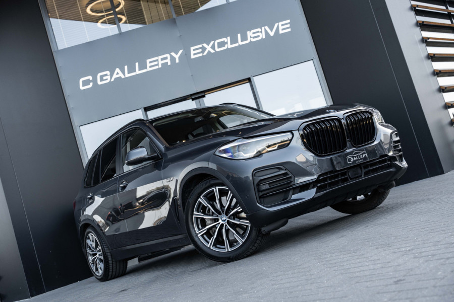 BMW X5 xDrive45e Executive - Lucthvering | Memory | ACC | Keyless