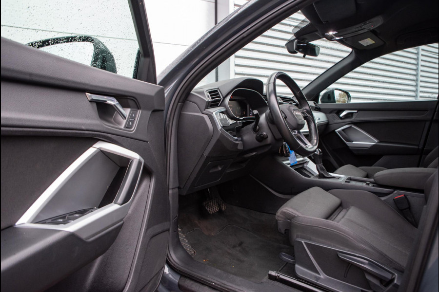 Audi Q3 35 TFSI PDC Stoelverw. Clima ACC