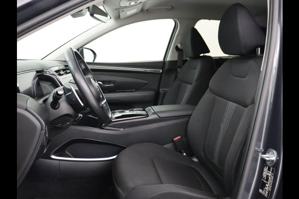 Hyundai Tucson 1.6 T-GDI PHEV Comfort 4WD | SOH 96% | Stoelverwarming | Trekhaak | Adaptive cruise | Camera | Carplay | Full LED | Navigatie | DAB | Keyless | Climate control | Plug In