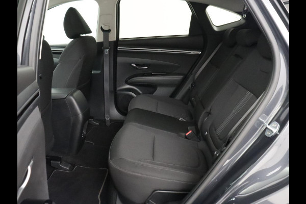 Hyundai Tucson 1.6 T-GDI PHEV Comfort 4WD | SOH 96% | Stoelverwarming | Trekhaak | Adaptive cruise | Camera | Carplay | Full LED | Navigatie | DAB | Keyless | Climate control | Plug In