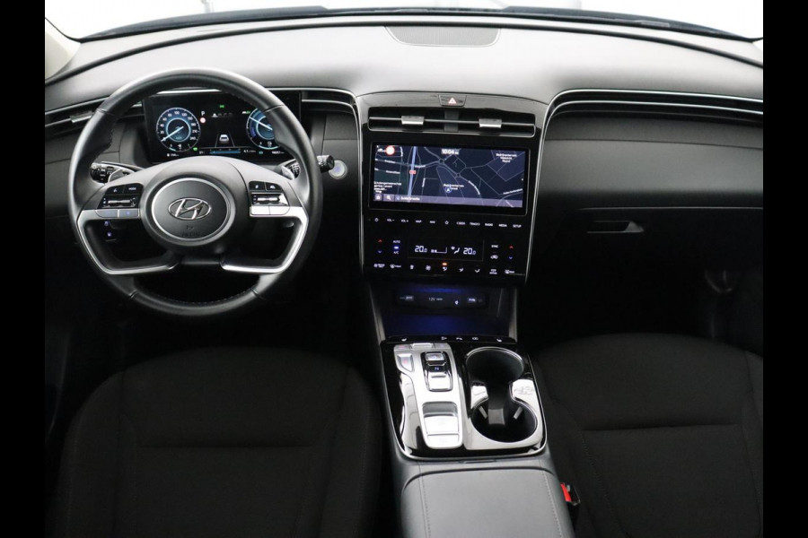 Hyundai Tucson 1.6 T-GDI PHEV Comfort 4WD | SOH 96% | Stoelverwarming | Trekhaak | Adaptive cruise | Camera | Carplay | Full LED | Navigatie | DAB | Keyless | Climate control | Plug In