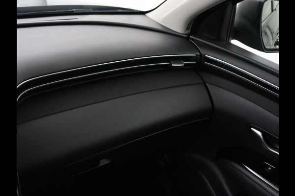 Hyundai Tucson 1.6 T-GDI PHEV Comfort 4WD | SOH 96% | Stoelverwarming | Trekhaak | Adaptive cruise | Camera | Carplay | Full LED | Navigatie | DAB | Keyless | Climate control | Plug In