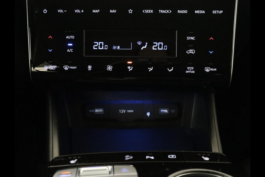 Hyundai Tucson 1.6 T-GDI PHEV Comfort 4WD | SOH 96% | Stoelverwarming | Trekhaak | Adaptive cruise | Camera | Carplay | Full LED | Navigatie | DAB | Keyless | Climate control | Plug In