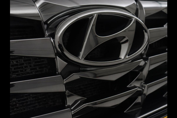 Hyundai Tucson 1.6 T-GDI PHEV Comfort 4WD | SOH 96% | Stoelverwarming | Trekhaak | Adaptive cruise | Camera | Carplay | Full LED | Navigatie | DAB | Keyless | Climate control | Plug In