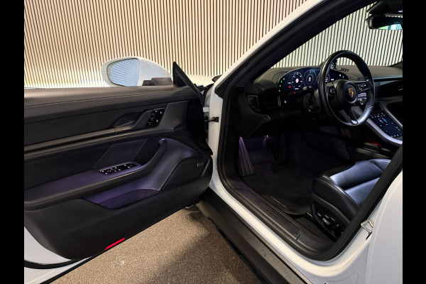 Porsche Taycan Cross Turismo 4 93 kWh-SOH 90%-PANORAMA-ADAP. STOELEN 18 VOUDIG-1e EIGENAAR-VOLLEDIG ONDERHOUDEN