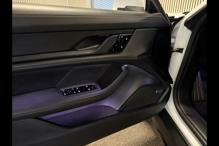 Porsche Taycan Cross Turismo 4 93 kWh-SOH 90%-PANORAMA-ADAP. STOELEN 18 VOUDIG-1e EIGENAAR-VOLLEDIG ONDERHOUDEN