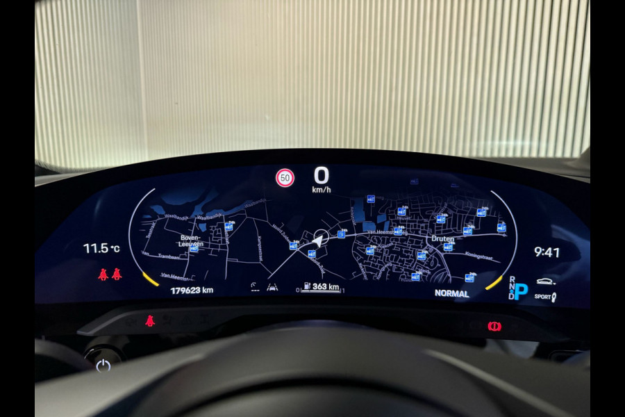 Porsche Taycan Cross Turismo 4 93 kWh-SOH 90%-PANORAMA-ADAP. STOELEN 18 VOUDIG-1e EIGENAAR-VOLLEDIG ONDERHOUDEN