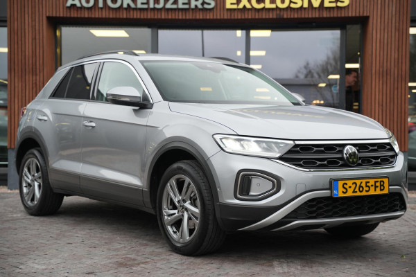 Volkswagen T-Roc 1.0 TSI Life Adaptive Cruise Virtual Dashb. Camera PDC Airco Trekhaak