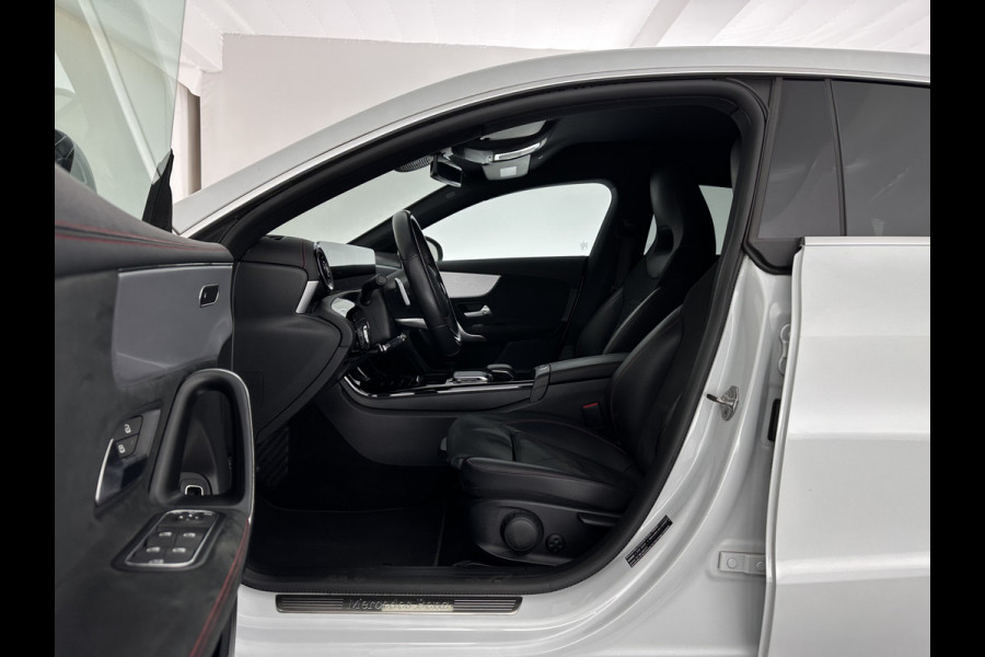 Mercedes-Benz CLA-Klasse Shooting Brake 200 Business Solution AMG (INCL.BTW) Aut. *LEATHER-MICROFIBRE | FULL-LED | HEATED-SPORTSEATS | WIDESCREEN-DIGICOCKPIT | DAB+ | NAVI-FULLMAP | CAMERA | PRIVACYGLASS | SHIFT-PADDLES | 18''ALU*