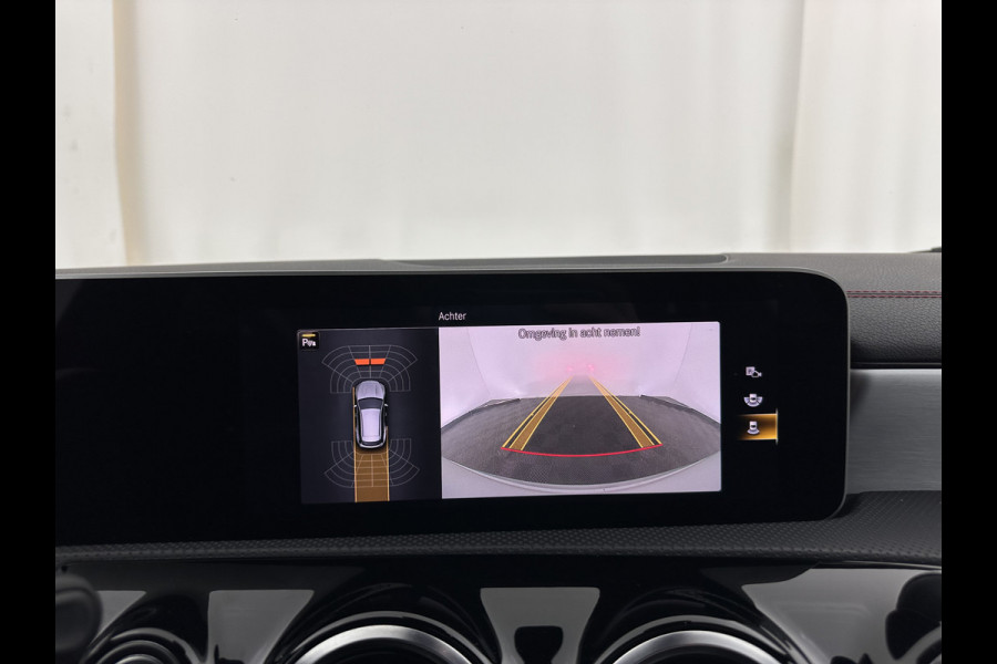 Mercedes-Benz CLA-Klasse Shooting Brake 200 Business Solution AMG (INCL.BTW) Aut. *LEATHER-MICROFIBRE | FULL-LED | HEATED-SPORTSEATS | WIDESCREEN-DIGICOCKPIT | DAB+ | NAVI-FULLMAP | CAMERA | PRIVACYGLASS | SHIFT-PADDLES | 18''ALU*