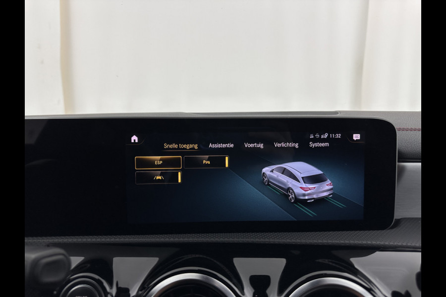 Mercedes-Benz CLA-Klasse Shooting Brake 200 Business Solution AMG (INCL.BTW) Aut. *LEATHER-MICROFIBRE | FULL-LED | HEATED-SPORTSEATS | WIDESCREEN-DIGICOCKPIT | DAB+ | NAVI-FULLMAP | CAMERA | PRIVACYGLASS | SHIFT-PADDLES | 18''ALU*