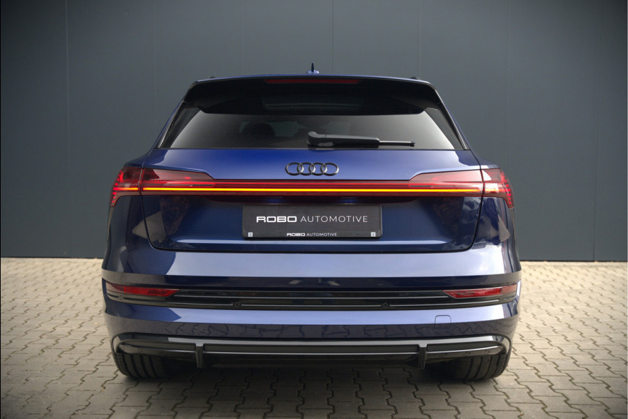 Audi e-tron e-tron 50 quattro Launch edition Black 71 kWh S-Line | Panoramadak | Stoelverwarming | Adaptive Cruise Control | Memory Seat | Parkeersensoren | Keyless | Apple Carplay | SOH 89,22%