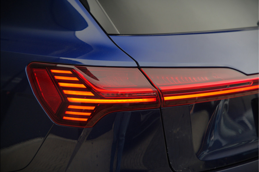 Audi e-tron e-tron 50 quattro Launch edition Black 71 kWh S-Line | Panoramadak | Stoelverwarming | Adaptive Cruise Control | Memory Seat | Parkeersensoren | Keyless | Apple Carplay | SOH 89,22%
