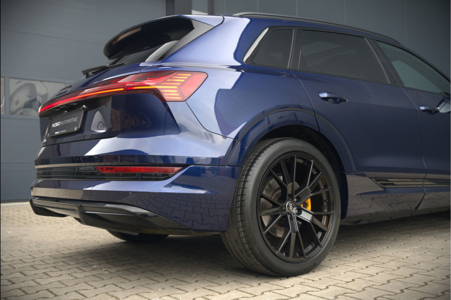 Audi e-tron e-tron 50 quattro Launch edition Black 71 kWh S-Line | Panoramadak | Stoelverwarming | Adaptive Cruise Control | Memory Seat | Parkeersensoren | Keyless | Apple Carplay | SOH 89,22%