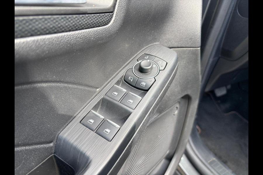 Ford Kuga 2.5 PHEV ST-Line Camera Navigatie LMV velgen Adaptive Cruise Control