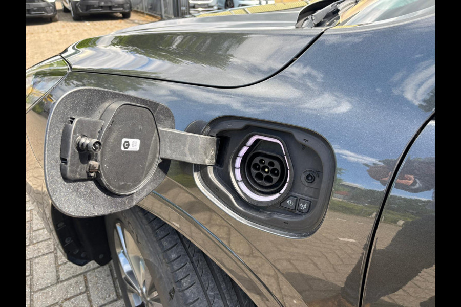 Ford Kuga 2.5 PHEV ST-Line Camera Navigatie LMV velgen Adaptive Cruise Control