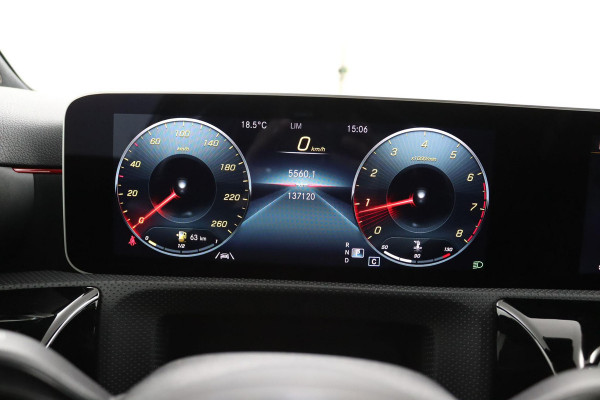 Mercedes-Benz A-Klasse 180 Business Solution AMG*NAVI*CAM*CRUISE*LED*TEL*