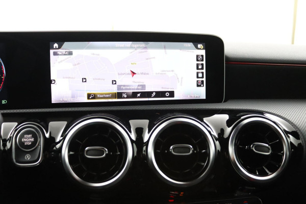 Mercedes-Benz A-Klasse 180 Business Solution AMG*NAVI*CAM*CRUISE*LED*TEL*