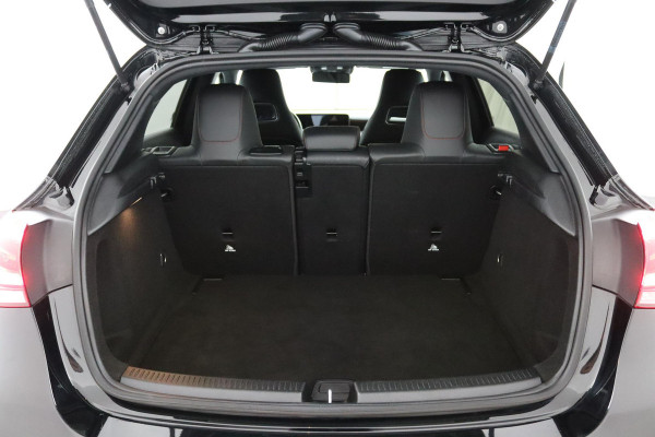 Mercedes-Benz A-Klasse 180 Business Solution AMG*NAVI*CAM*CRUISE*LED*TEL*
