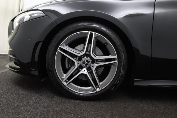 Mercedes-Benz A-Klasse 180 Business Solution AMG*NAVI*CAM*CRUISE*LED*TEL*
