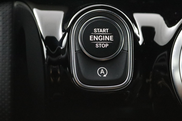 Mercedes-Benz A-Klasse 180 Business Solution AMG*NAVI*CAM*CRUISE*LED*TEL*