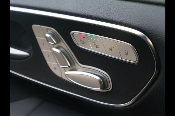 Mercedes-Benz V-Klasse V300d | 7persoons | | AMG | Exclusive | panorama | burmester | gekoelde stoelen | Vol!!