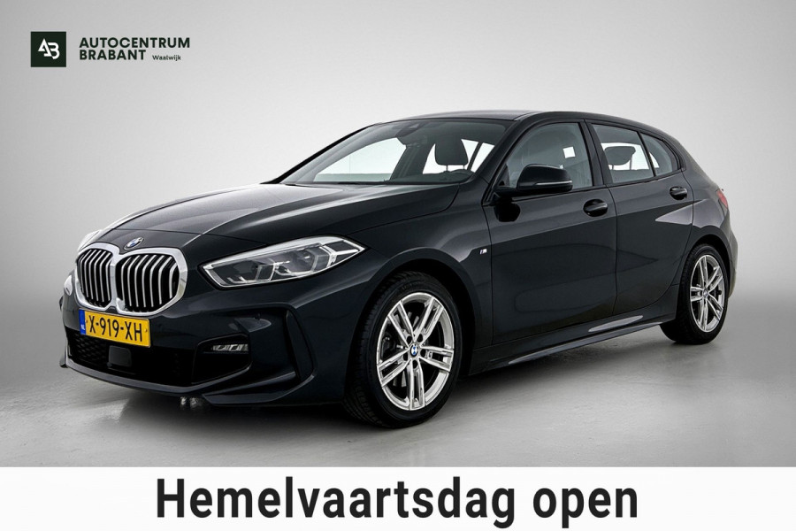 BMW 1-serie 118i High Executive M-Sport (Dealer onderhoud, Navi Pro, PDC V+A, StoelV, Digitale dash, Etc)