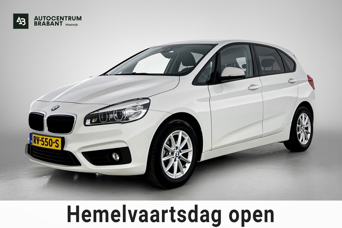 BMW 2 Serie Active Tourer 216i Executive (NAVIGATIE, PARKEERSENSOREN, LED, STUURBEDIENING, GOED ONDERHOUDEN)