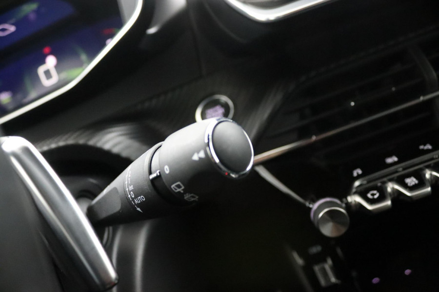Peugeot 208 GT-LINE*130PK*AUTOM.*CARPLAY*CAM*CRUISE*NAVI*ECC*