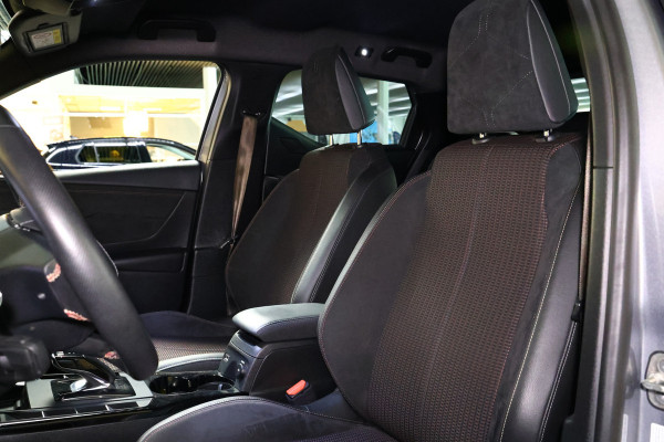DS DS 3 Crossback E-Tense PERFORMANCE AVM VIRTUAL NAVI HEADUP CLIMA STOELVW PARKASS. "20