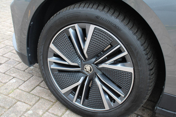 Škoda Enyaq 60 Business Edition | 29.500 km | Virtual Cockpit | Navigatie | Panorama-Dak | Stoelverwarming | Elektr. Stoelen met Geheugen