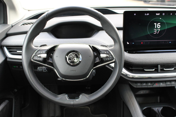 Škoda Enyaq 60 Business Edition | 29.500 km | Virtual Cockpit | Navigatie | Panorama-Dak | Stoelverwarming | Elektr. Stoelen met Geheugen
