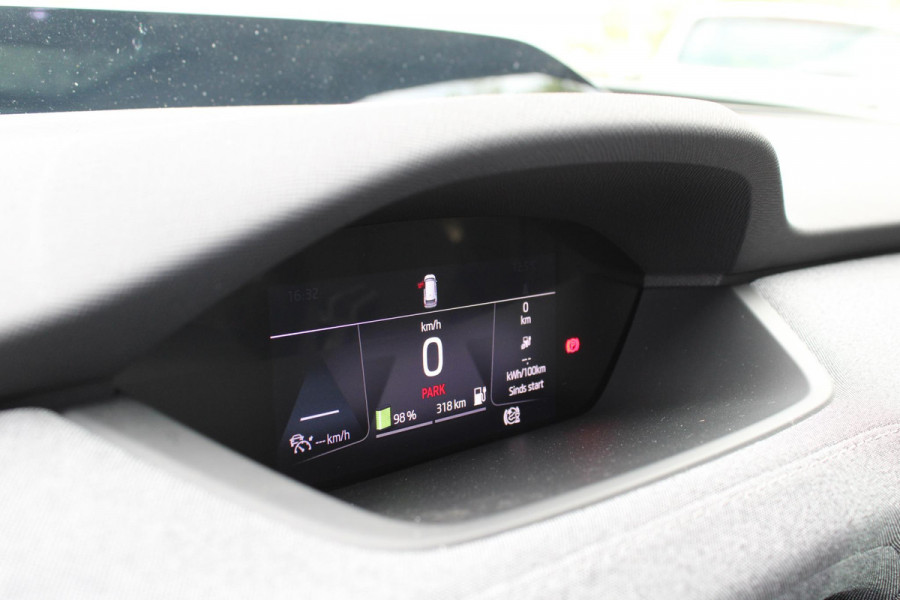 Škoda Enyaq 60 Business Edition | 29.500 km | Virtual Cockpit | Navigatie | Panorama-Dak | Stoelverwarming | Elektr. Stoelen met Geheugen