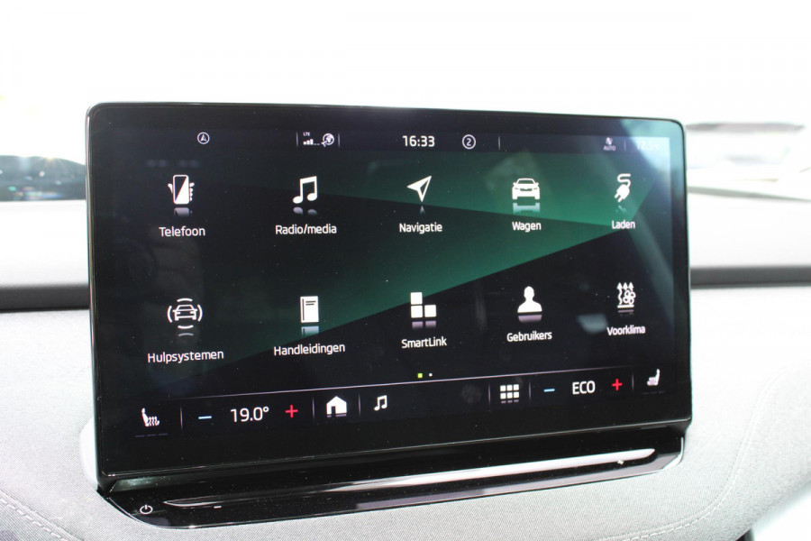 Škoda Enyaq 60 Business Edition | 29.500 km | Virtual Cockpit | Navigatie | Panorama-Dak | Stoelverwarming | Elektr. Stoelen met Geheugen