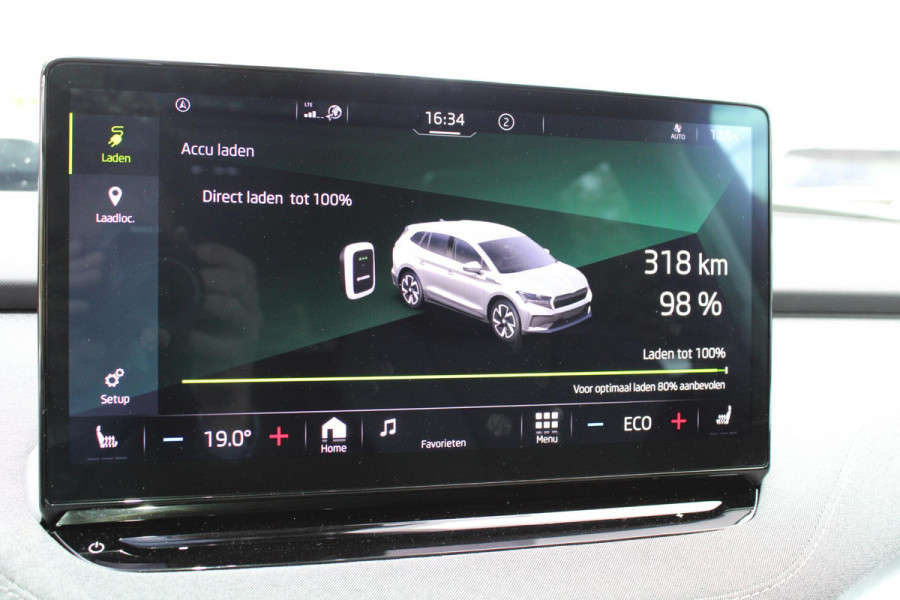 Škoda Enyaq 60 Business Edition | 29.500 km | Virtual Cockpit | Navigatie | Panorama-Dak | Stoelverwarming | Elektr. Stoelen met Geheugen
