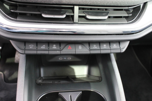 Škoda Enyaq 60 Business Edition | 29.500 km | Virtual Cockpit | Navigatie | Panorama-Dak | Stoelverwarming | Elektr. Stoelen met Geheugen