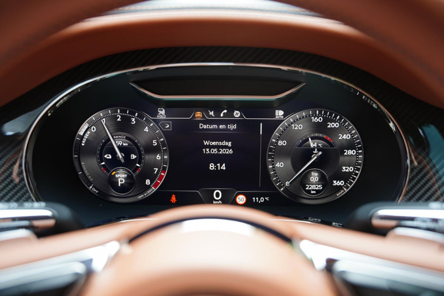 Bentley Flying Spur 2.9 V6 Hybrid Azure / Touring Pack / Panoramaroof / NAIM / Carbon