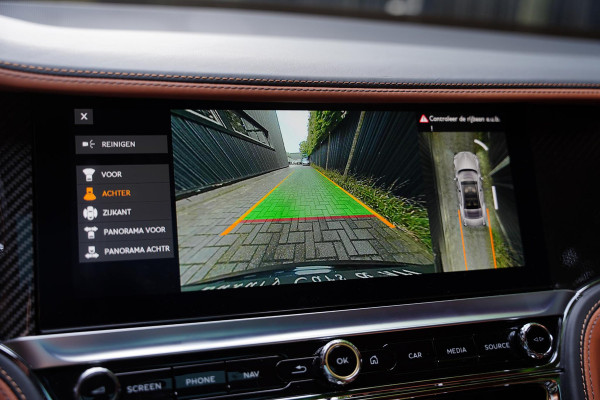 Bentley Flying Spur 2.9 V6 Hybrid Azure / Touring Pack / Panoramaroof / NAIM / Carbon