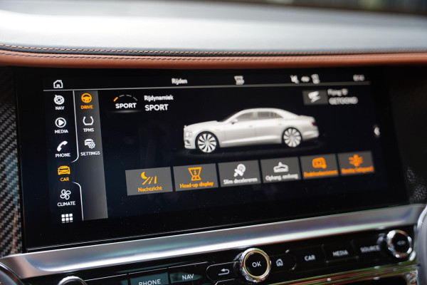 Bentley Flying Spur 2.9 V6 Hybrid Azure / Touring Pack / Panoramaroof / NAIM / Carbon