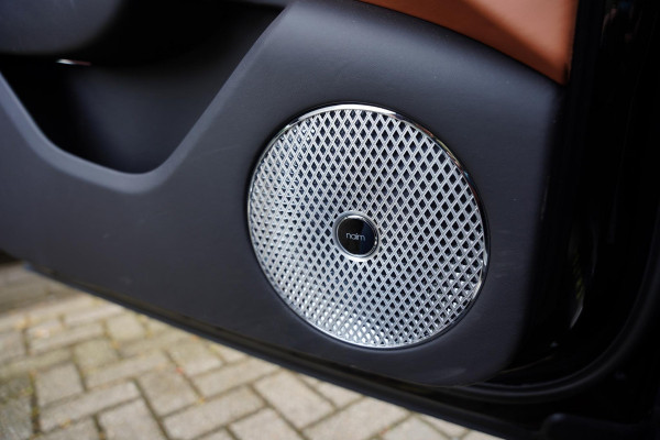 Bentley Flying Spur 2.9 V6 Hybrid Azure / Touring Pack / Panoramaroof / NAIM / Carbon